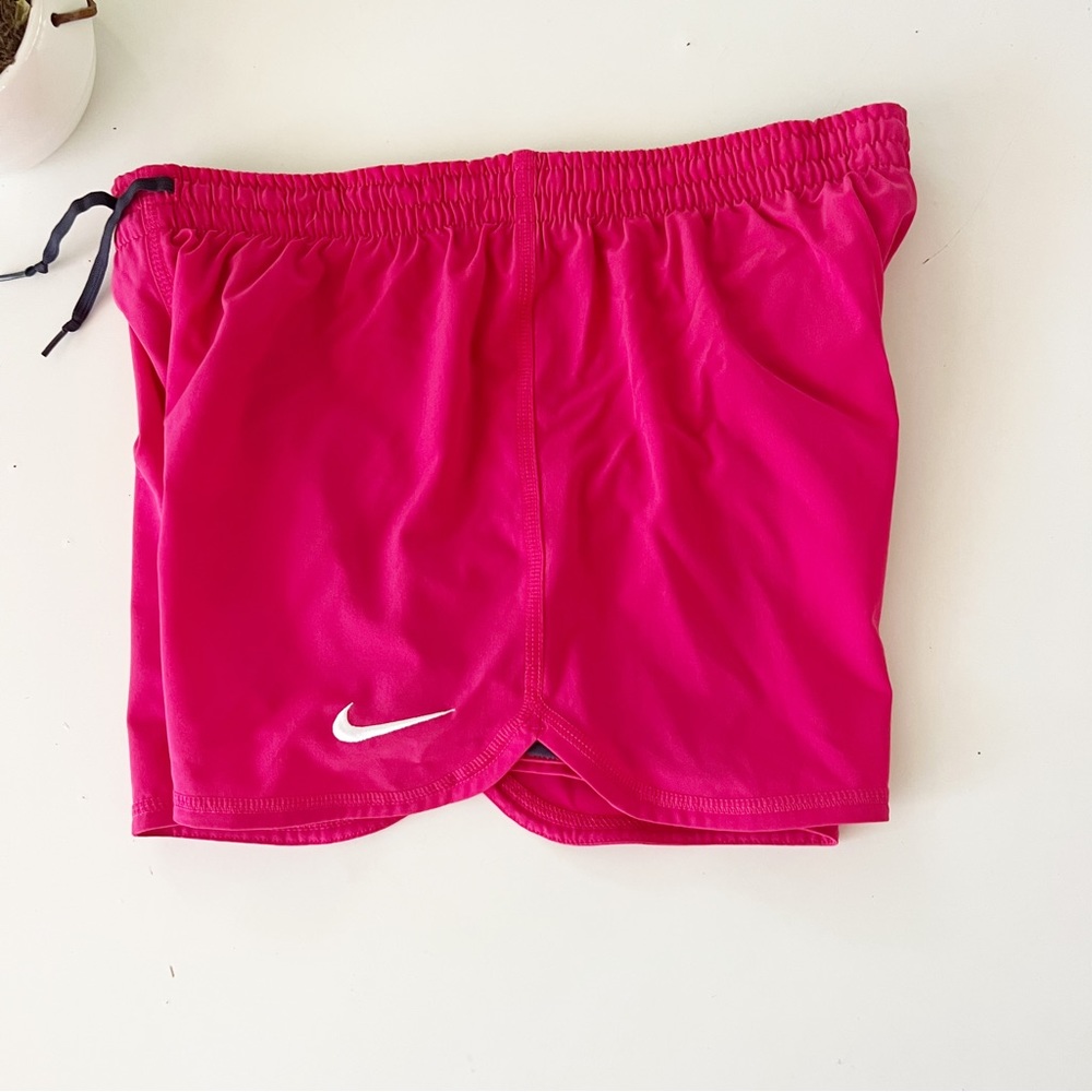 Nike Women's Phantom 2-in-1 Running /Training Shorts in Hyper Pink & Black - Picture 5 of 14